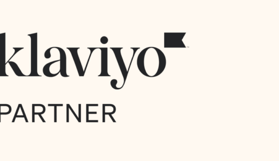 klaviyo-partner-badge-light-1024×431-1